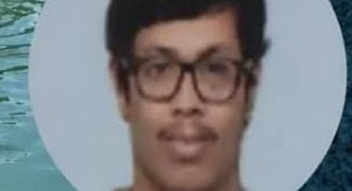 റീൽസ് ചിത്രീകരിക്കാൻ കുളത്തിൽ ഇറങ്ങി ; യുവ ഡോക്ടർ മുങ്ങി മരിച്ചു റീൽസ് ചിത്രീകരിക്കാൻ കുളത്തിൽ ഇറങ്ങി ; യുവ ഡോക്ടർ മുങ്ങി മരിച്ചു