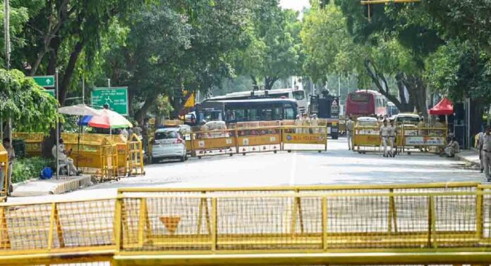 ജാതി സംവരണത്തിനെതിരെയുള്ള പ്രതിഷേധത്തില് ഡല്ഹിയില് സുരക്ഷ ശക്തമാക്കി പോലീസ് ജാതി സംവരണത്തിനെതിരെയുള്ള പ്രതിഷേധത്തില് ഡല്ഹിയില് സുരക്ഷ ശക്തമാക്കി പോലീസ്