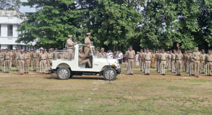 സ്വാതന്ത്ര്യദിനാഘോഷം : പത്തനംതിട്ടയില് ഡ്രസ് റിഹേഴ്സല് നടന്നു സ്വാതന്ത്ര്യദിനാഘോഷം : പത്തനംതിട്ടയില് ഡ്രസ് റിഹേഴ്സല് നടന്നു