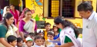 സ്വാതന്ത്ര ദിനത്തില് അംഗനവാടികളിൽ സൗജന്യ യൂണിഫോം നൽകി പത്തനംതിട്ട നഗരസഭ കൗൺസിലർ അഡ്വ.ഗീത സുരേഷ്