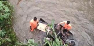 ഇടുക്കിയിൽ ഓട്ടോറിക്ഷ തോട്ടിലേക്ക് മറിഞ്ഞ് ഒരാൾ മരിച്ചു