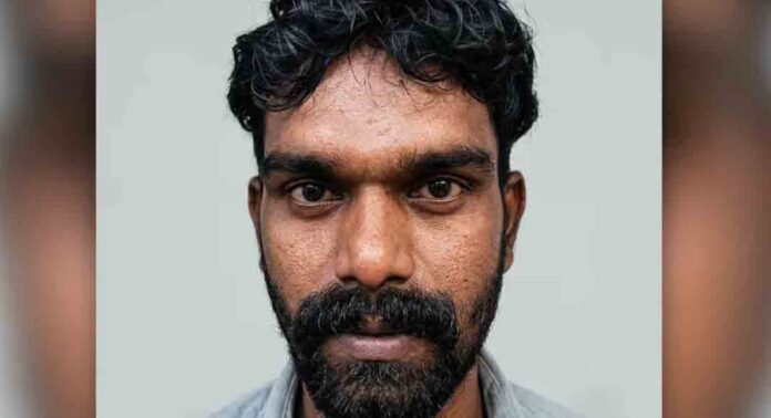 സ്ത്രീ സംവരണ സീറ്റിൽ നിന്ന് മാറാൻ ആവശ്യപ്പെട്ടു ; കൊച്ചിയിൽ കെഎസ്ആർടിസി കണ്ടക്ടറുടെ മൂക്ക് ഇടിച്ചുതകർത്ത് യാത്രക്കാരൻ സ്ത്രീ സംവരണ സീറ്റിൽ നിന്ന് മാറാൻ ആവശ്യപ്പെട്ടു ; കൊച്ചിയിൽ കെഎസ്ആർടിസി കണ്ടക്ടറുടെ മൂക്ക് ഇടിച്ചുതകർത്ത് യാത്രക്കാരൻ