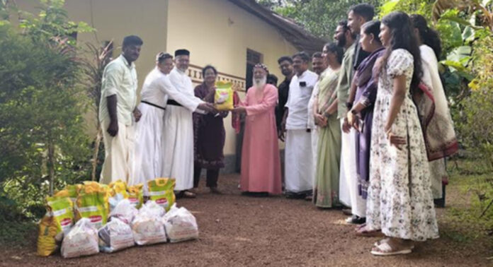 പ്രളയബാധിതർക്ക് കൈത്താങ്ങായി കെ.സി.സി യൂത്ത് കമ്മീഷൻ സൗത്ത് റീജൺ പ്രളയബാധിതർക്ക് കൈത്താങ്ങായി കെ.സി.സി യൂത്ത് കമ്മീഷൻ സൗത്ത് റീജൺ