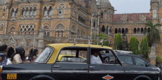 ടാക്സി ഡ്രൈവർമാർക്ക് ഭാഷ നിർബന്ധമാക്കി മഹാരാഷ്ട്ര ; മറാഠി അറിയില്ലെങ്കിൽ ലൈസൻസും പെർമിറ്റും റദ്ദാക്കും