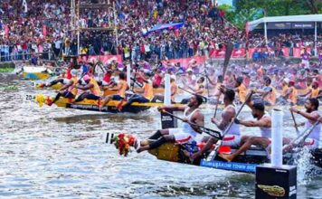 നെഹ്റു ട്രോഫി വള്ളംകളി ; ആലപ്പുഴയില് വിദ്യാഭ്യാസ സ്ഥാപനങ്ങൾക്കും സർക്കാർ ഓഫീസുകൾക്കും ഇന്ന് അവധി