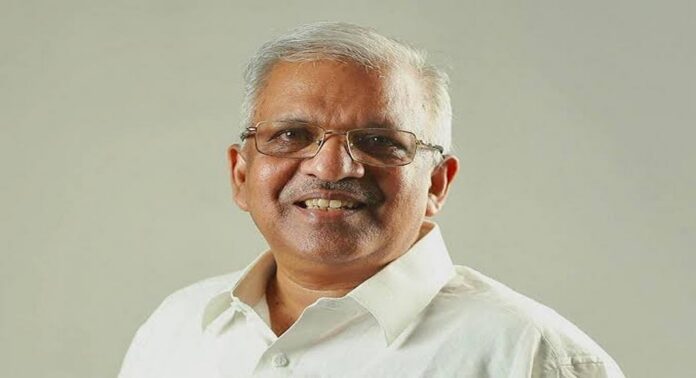 പാലത്തായി പോക്സോ കേസിലെ പ്രതിക്ക് ഹൈക്കോടതി ജാമ്യം അനുവദിച്ചതിൽ പ്രോസിക്യൂഷൻ ഒത്തുകളിച്ചെന്ന ആരോപണത്തിൽ സർക്കാർ വ്യക്തത വരുത്തണമെന്ന് പി ജയരാജൻ പാലത്തായി പോക്സോ കേസിലെ പ്രതിക്ക് ഹൈക്കോടതി ജാമ്യം അനുവദിച്ചതിൽ പ്രോസിക്യൂഷൻ ഒത്തുകളിച്ചെന്ന ആരോപണത്തിൽ സർക്കാർ വ്യക്തത വരുത്തണമെന്ന് പി ജയരാജൻ