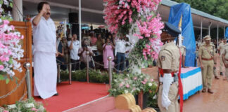 സമൂഹത്തിന് മാതൃകയാകാന് പോലീസിന് കഴിയണം : മന്ത്രി രമേശ് ചെന്നിത്തല