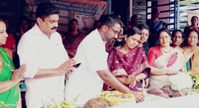 റാന്നി പഴവങ്ങാടി പഞ്ചായത്തില് കുടുംബശ്രീ സി.ഡി.എസ് ഓണം വിപണന മേള ആരംഭിച്ചു റാന്നി പഴവങ്ങാടി പഞ്ചായത്തില് കുടുംബശ്രീ സി.ഡി.എസ് ഓണം വിപണന മേള ആരംഭിച്ചു