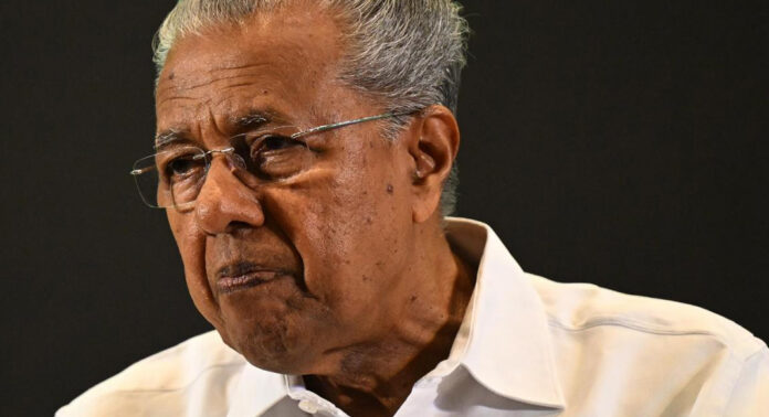 എന്റെ മകളായതുകൊണ്ടാണ് വീണയ്ക്കെതിരെ വിചിത്ര നടപടികൾ, ഞാനും കുടുംബവും ഒരു ഹവാല ഇടപാടും നടത്തിയിട്ടല്ല ; പിണറായി വിജയൻ എന്റെ മകളായതുകൊണ്ടാണ് വീണയ്ക്കെതിരെ വിചിത്ര നടപടികൾ, ഞാനും കുടുംബവും ഒരു ഹവാല ഇടപാടും നടത്തിയിട്ടല്ല ; പിണറായി വിജയൻ