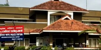 ഓണാഘോഷത്തിനിടെ അച്ചടക്കലംഘനം ; തിരുവനന്തപുരത്ത് മൂന്ന് പോലീസ് ഉദ്യോഗസ്ഥർക്ക് സസ്പെൻഷൻ