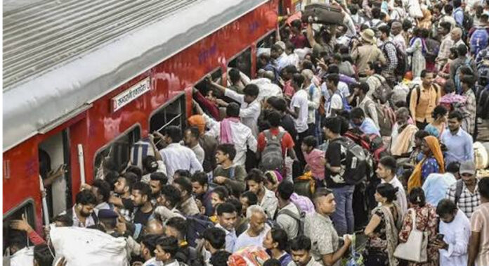 മംഗളൂരു ഡിവിഷൻ മാറ്റം ; റിസർവേഷൻക്വാട്ട കുറയും ; സംസ്ഥാനത്ത് വ്യാപക പ്രതിഷേധം മംഗളൂരു ഡിവിഷൻ മാറ്റം ; റിസർവേഷൻക്വാട്ട കുറയും ; സംസ്ഥാനത്ത് വ്യാപക പ്രതിഷേധം