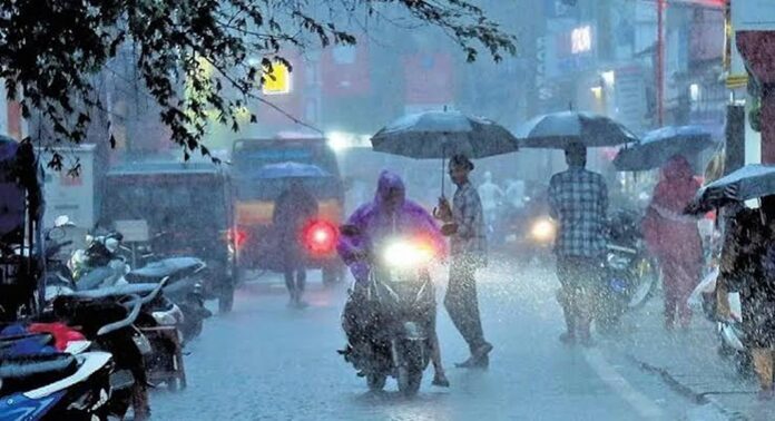 ഉത്രാടത്തിനും തിരുവോണത്തിനും വിവിധ ജില്ലകളിൽ മഴ മുന്നറിയിപ്പ് ഉത്രാടത്തിനും തിരുവോണത്തിനും വിവിധ ജില്ലകളിൽ മഴ മുന്നറിയിപ്പ്