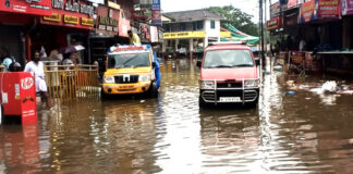 പമ്പാനദി കവിഞ്ഞൊഴുകുന്നു : റാന്നി മാമുക്കിലും ഇട്ടിയപ്പാറയിലും ചെത്തോങ്കരയിലും വെള്ളം കയറി – ഗതാഗതം നിലച്ചു