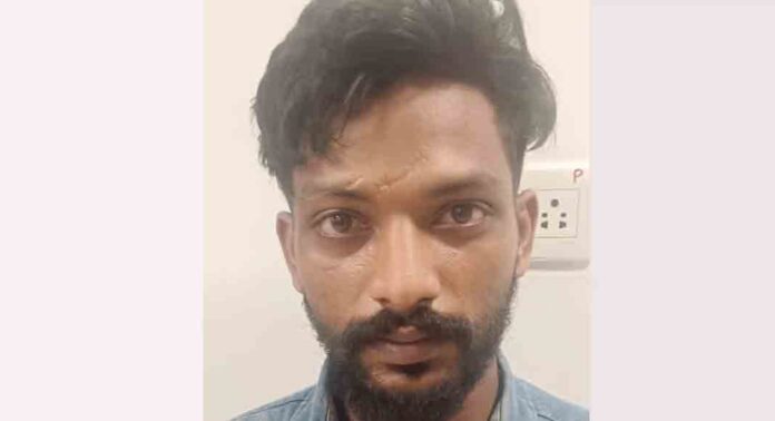 പെരുമ്പിലാവില് ഡാൻസാഫ് സംഘത്തെ വാഹനമിടിപ്പിച്ച് അപായപ്പെടുത്താൻ ശ്രമിച്ച കേസ് ; മുഖ്യ പ്രതി പിടിയിൽ പെരുമ്പിലാവില് ഡാൻസാഫ് സംഘത്തെ വാഹനമിടിപ്പിച്ച് അപായപ്പെടുത്താൻ ശ്രമിച്ച കേസ് ; മുഖ്യ പ്രതി പിടിയിൽ