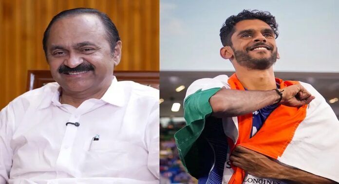 മലയാളി കായിക താരങ്ങൾക്ക് പാരിതോഷികം പ്രഖ്യാപിച്ച് സംസ്ഥാന സർക്കാർ മലയാളി കായിക താരങ്ങൾക്ക് പാരിതോഷികം പ്രഖ്യാപിച്ച് സംസ്ഥാന സർക്കാർ
