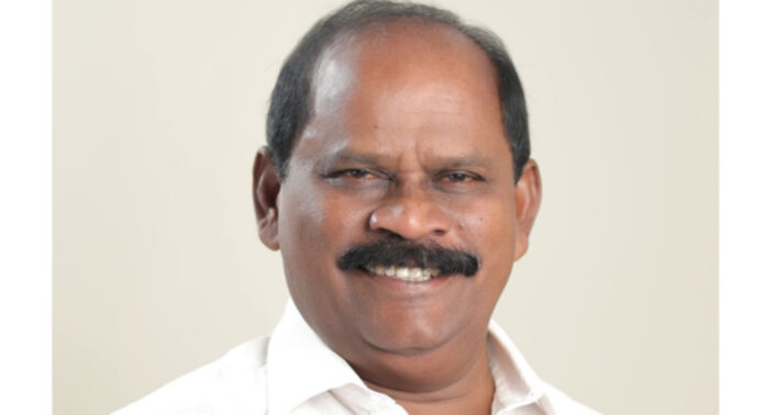 കോന്നി എം.എല്.എ ദുരന്തത്തെ രാഷ്ട്രീയവല്ക്കരിക്കുന്നു : പ്രൊഫ.സതീഷ് കൊച്ചുപറമ്പില് കോന്നി എം.എല്.എ ദുരന്തത്തെ രാഷ്ട്രീയവല്ക്കരിക്കുന്നു : പ്രൊഫ.സതീഷ് കൊച്ചുപറമ്പില്