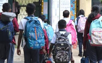 ഓണാവധി കഴിഞ്ഞു , സംസ്ഥാനത്ത് സ്കൂളുകൾ നാളെ തുറക്കും