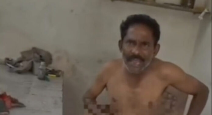 ചാരായം വില്പന അന്വേഷിക്കാന് എത്തിയ എക്സൈസ് ഉദ്യോഗസ്ഥര്ക്ക് നേരെ നഗ്നതാ പ്രദര്ശനം : നിയമ നടപടിക്കൊരുങ്ങി എക്സൈസ് ചാരായം വില്പന അന്വേഷിക്കാന് എത്തിയ എക്സൈസ് ഉദ്യോഗസ്ഥര്ക്ക് നേരെ നഗ്നതാ പ്രദര്ശനം : നിയമ നടപടിക്കൊരുങ്ങി എക്സൈസ്