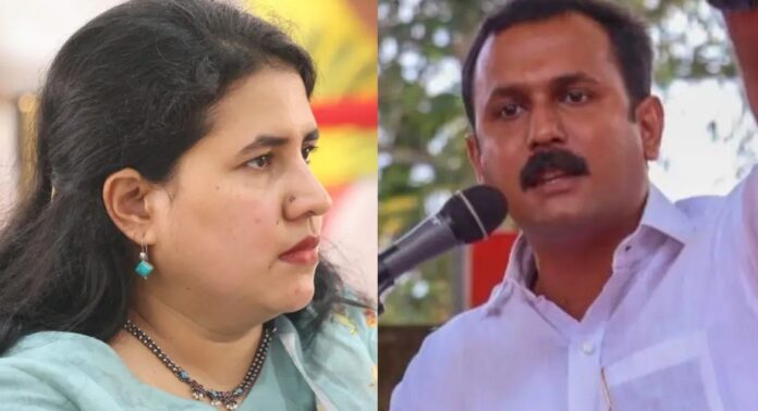 പിണറായി വിജയനും മകൾ വീണയ്ക്കുമെതിരെ ഗുരുതര ആരോപണങ്ങളുമായി ഷോൺ ജോർജ് പിണറായി വിജയനും മകൾ വീണയ്ക്കുമെതിരെ ഗുരുതര ആരോപണങ്ങളുമായി ഷോൺ ജോർജ്