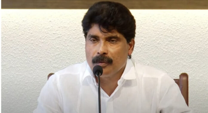 കർഷകച്ചന്തകളിൽ യുപിഐ നിർബന്ധമല്ല ; വ്യാജ പ്രചാരണങ്ങൾ തള്ളി കൃഷിമന്ത്രി കർഷകച്ചന്തകളിൽ യുപിഐ നിർബന്ധമല്ല ; വ്യാജ പ്രചാരണങ്ങൾ തള്ളി കൃഷിമന്ത്രി