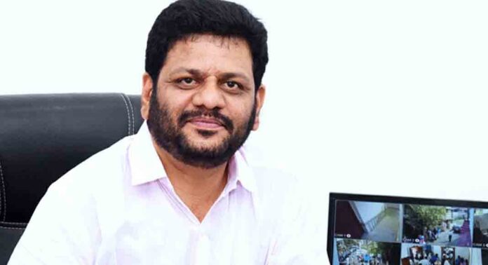 റെയിൽവേ മന്ത്രി ഉറപ്പ് ലംഘിച്ചു ; വിഭജനം കർണാടക ബി.ജെ.പിയെ പ്രീണിപ്പിക്കാനെന്ന് വി.കെ. ശ്രീകണ്ഠൻ എം.പി റെയിൽവേ മന്ത്രി ഉറപ്പ് ലംഘിച്ചു ; വിഭജനം കർണാടക ബി.ജെ.പിയെ പ്രീണിപ്പിക്കാനെന്ന് വി.കെ. ശ്രീകണ്ഠൻ എം.പി