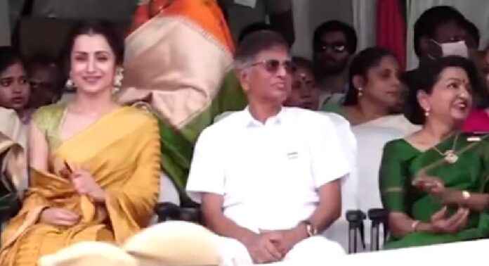 ചെന്നൈയിൽ സ്വാതന്ത്ര്യദിനാഘോഷ പരിപാടിയിൽ പങ്കെടുത്ത് നടി തൃഷ ചെന്നൈയിൽ സ്വാതന്ത്ര്യദിനാഘോഷ പരിപാടിയിൽ പങ്കെടുത്ത് നടി തൃഷ