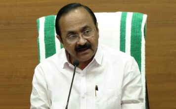 മെസ്സിയുടെ പേരിലുള്ള തട്ടിപ്പിൽ മുൻ കായികവകുപ്പ് മന്ത്രിക്കെതിരെ വിമർശനം ഉന്നയിച്ച് മുഖ്യമന്ത്രി വി.ഡി. സതീശൻ