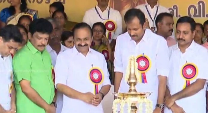 ‘തൃപ്പൂണിത്തുറയുടെ പൈതൃകം കാത്ത് സൂക്ഷിക്കാൻ സർക്കാർ തയ്യാർ’ ; മുഖ്യമന്ത്രി വി ഡി സതീശൻ ‘തൃപ്പൂണിത്തുറയുടെ പൈതൃകം കാത്ത് സൂക്ഷിക്കാൻ സർക്കാർ തയ്യാർ’ ; മുഖ്യമന്ത്രി വി ഡി സതീശൻ
