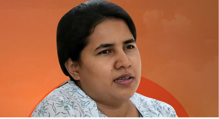 സിഎംആര്എല് സാമ്പത്തിക ഇടപാട് കേസ് : വീണയ്ക്കെതിരെ വാര്ത്താക്കുറിപ്പ് പുറത്തിറക്കിയത് സ്വാഭാവിക നടപടി ; ഇഡി സിഎംആര്എല് സാമ്പത്തിക ഇടപാട് കേസ് : വീണയ്ക്കെതിരെ വാര്ത്താക്കുറിപ്പ് പുറത്തിറക്കിയത് സ്വാഭാവിക നടപടി ; ഇഡി