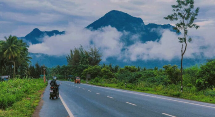 ജില്ലയില് ഉയർന്ന പ്രദേശങ്ങളിലേക്കുള്ള വിനോദസഞ്ചാരത്തിന് നിയന്ത്രണം ; ശബരിമല തീർഥാടകർക്ക് നിയന്ത്രണം ബാധകമല്ല ജില്ലയില് ഉയർന്ന പ്രദേശങ്ങളിലേക്കുള്ള വിനോദസഞ്ചാരത്തിന് നിയന്ത്രണം ; ശബരിമല തീർഥാടകർക്ക് നിയന്ത്രണം ബാധകമല്ല