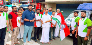 റാന്നിയില് പ്രളയം ബാധിച്ച വീടുകളിൽ തലയിണകൾ വിതരണം ചെയ്ത് യൂത്ത് കോൺഗ്രസ്