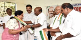 സംസ്ഥാന അദ്ധ്യാപക അവാർഡ് ജേതാവ് എം.ജി ഗീതമ്മയെ ഡി.സി.സി ആദരിച്ചു