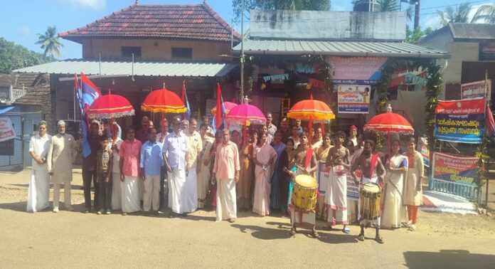 വിരമിച്ച സൈനികരുടെ കൂട്ടായ്മയായ കേരളാ സ്റ്റേറ്റ് എക്സ്സർവിസസ് ലീഗ് മലയാലപ്പുഴ യൂണിറ്റ് ഒൻപതാമത് വാർഷികവും കുടുംബസംഗമവും ഓണാഘോഷവും നടത്തി വിരമിച്ച സൈനികരുടെ കൂട്ടായ്മയായ കേരളാ സ്റ്റേറ്റ് എക്സ്സർവിസസ് ലീഗ് മലയാലപ്പുഴ യൂണിറ്റ് ഒൻപതാമത് വാർഷികവും കുടുംബസംഗമവും ഓണാഘോഷവും നടത്തി