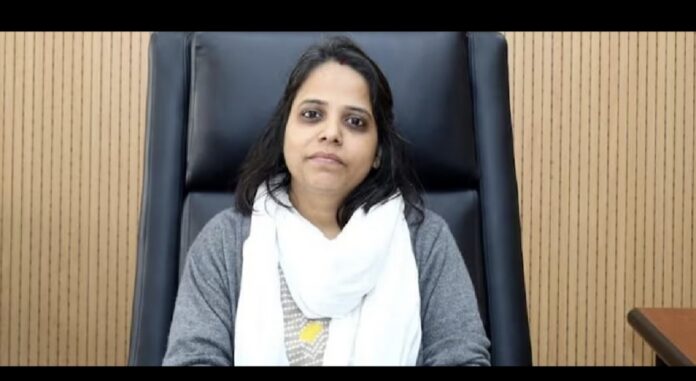 ഒരു വർഷത്തിനിടെ നാലാം തവണയും സ്ഥലംമാറ്റം ; സർക്കാരിന്റെ നടപടിക്കെതിരെ പരാതിയുമായി മധ്യപ്രദേശിലെ വനിതാ ഐ.എ.എസ് ഉദ്യോഗസ്ഥ ഒരു വർഷത്തിനിടെ നാലാം തവണയും സ്ഥലംമാറ്റം ; സർക്കാരിന്റെ നടപടിക്കെതിരെ പരാതിയുമായി മധ്യപ്രദേശിലെ വനിതാ ഐ.എ.എസ് ഉദ്യോഗസ്ഥ