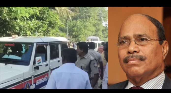 ആർ വീരമണിക്കെതിരെയുള്ള പോക്സോ കേസ്; ഇരകളുടെ മൊഴികളും പുതിയ തെളിവുകളും പുറത്തുവിട്ട് പോലീസ് ആർ വീരമണിക്കെതിരെയുള്ള പോക്സോ കേസ്; ഇരകളുടെ മൊഴികളും പുതിയ തെളിവുകളും പുറത്തുവിട്ട് പോലീസ്