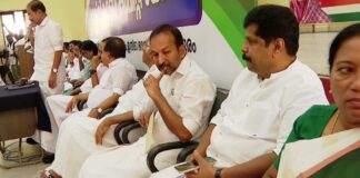 കെപിസിസി അധ്യക്ഷ പദത്തിൽ ‘ഫയൽ’ തുറക്കാതെ എഐസിസി , ആരുടെയും പേര് നിർദേശിക്കില്ലെന്ന നിലപാടിൽ കെസി
