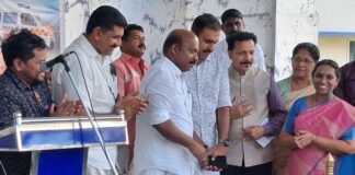 ജില്ലാ ആശുപത്രിക്ക് ആംബുലൻസ് കൈമാറി
