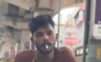 കാർ തടഞ്ഞുനിർത്തി യാത്രക്കാരെ ഭീഷണിപ്പെടുത്തിയ പ്രതിക്ക് പോലീസ് സ്റ്റേഷനിലും പ്രത്യേക പരിഗണന