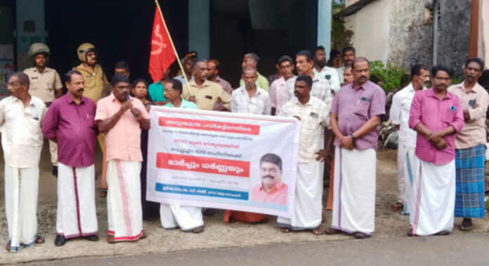 വൈദ്യുതി മേഖല സ്വകാര്യവത്കരിക്കുവാന് സര്ക്കാര് ശ്രമിക്കുന്നു : ഡി.സജി വൈദ്യുതി മേഖല സ്വകാര്യവത്കരിക്കുവാന് സര്ക്കാര് ശ്രമിക്കുന്നു : ഡി.സജി
