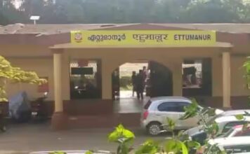 വഞ്ചിനാട് എക്സ്പ്രസിന് ഏറ്റുമാനൂർ സ്റ്റേഷനിൽ സ്റ്റോപ്പ് അനുവദിക്കണമെന്ന് ആവശ്യപ്പെട്ട് ഏറ്റുമാനൂർ മഹാദേവക്ഷേത്ര ഉപദേശക സമിതി