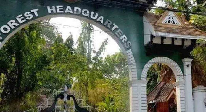 മനുഷ്യ വന്യജീവി സംഘർഷം : നഷ്ടപരിഹാരം നിർണയിക്കാൻ അഞ്ചംഗ വിദഗ്ധ സമിതി മനുഷ്യ വന്യജീവി സംഘർഷം : നഷ്ടപരിഹാരം നിർണയിക്കാൻ അഞ്ചംഗ വിദഗ്ധ സമിതി