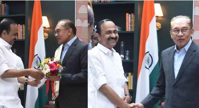 മലേഷ്യൻ പ്രധാനമന്ത്രി അൻവർ ഇബ്രാഹിം മുഖ്യമന്ത്രിയുമായി കൂടിക്കാഴ്ച നടത്തി മലേഷ്യൻ പ്രധാനമന്ത്രി അൻവർ ഇബ്രാഹിം മുഖ്യമന്ത്രിയുമായി കൂടിക്കാഴ്ച നടത്തി