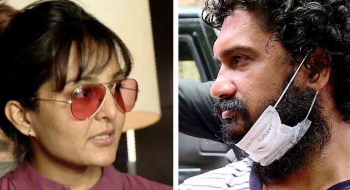 അപകീർത്തികരമായ പോസ്റ്റുകൾ നീക്കം ചെയ്യണമെന്ന മഞ്ജു വാര്യരുടെ പരാതി ; സംവിധായകൻ സനൽകുമാർ ശശിധരൻ ഇന്ന് വിശദീകരണം നൽകും അപകീർത്തികരമായ പോസ്റ്റുകൾ നീക്കം ചെയ്യണമെന്ന മഞ്ജു വാര്യരുടെ പരാതി ; സംവിധായകൻ സനൽകുമാർ ശശിധരൻ ഇന്ന് വിശദീകരണം നൽകും