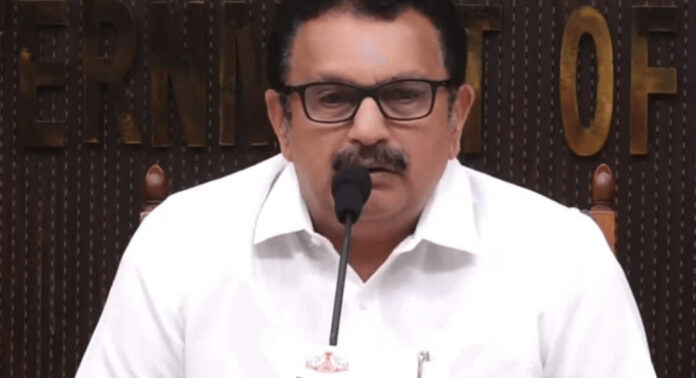 ദാരിദ്ര്യരേഖയ്ക്ക് താഴെയുള്ളവർക്ക് സൗജന്യ ഹൃദയപരിശോധന ; പദ്ധതി പ്രഖ്യാപിച്ച് മന്ത്രി കെ. മുരളീധരൻ ദാരിദ്ര്യരേഖയ്ക്ക് താഴെയുള്ളവർക്ക് സൗജന്യ ഹൃദയപരിശോധന ; പദ്ധതി പ്രഖ്യാപിച്ച് മന്ത്രി കെ. മുരളീധരൻ