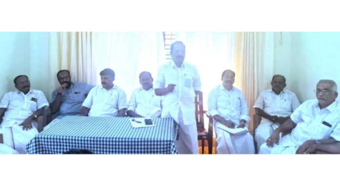 പരിസ്ഥിതിലോല മേഖലയില് നിന്നും ജില്ലയിലെ വില്ലേജുകളെ പൂര്ണ്ണമായി ഒഴിവാക്കണം : ജില്ലാ കോണ്ഗ്രസ് കമ്മറ്റി പരിസ്ഥിതിലോല മേഖലയില് നിന്നും ജില്ലയിലെ വില്ലേജുകളെ പൂര്ണ്ണമായി ഒഴിവാക്കണം : ജില്ലാ കോണ്ഗ്രസ് കമ്മറ്റി