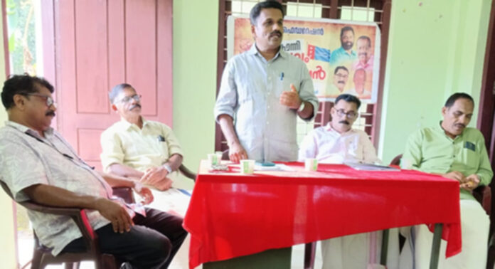 നോർക്ക റൂട്ട്സും ബാങ്കുകളും ഒത്തുകളിക്കുന്നു – പ്രവാസികളുടെ പുനരധിവാസം സർക്കാർ ഉറപ്പുവരുത്തണം : പ്രവാസി ഫെഡറേഷന് നോർക്ക റൂട്ട്സും ബാങ്കുകളും ഒത്തുകളിക്കുന്നു – പ്രവാസികളുടെ പുനരധിവാസം സർക്കാർ ഉറപ്പുവരുത്തണം : പ്രവാസി ഫെഡറേഷന്