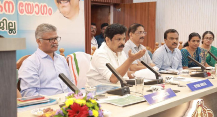 പ്രളയം – വെള്ളം കയറിയ വീടുകള്ക്കും വ്യാപാര സ്ഥാപനങ്ങള്ക്കും 10,000 രൂപ സെപ്റ്റംബര് അഞ്ച് മുതല് വിതരണം ചെയ്യും : മന്ത്രി എ.പി അനില്കുമാര് പ്രളയം – വെള്ളം കയറിയ വീടുകള്ക്കും വ്യാപാര സ്ഥാപനങ്ങള്ക്കും 10,000 രൂപ സെപ്റ്റംബര് അഞ്ച് മുതല് വിതരണം ചെയ്യും : മന്ത്രി എ.പി അനില്കുമാര്