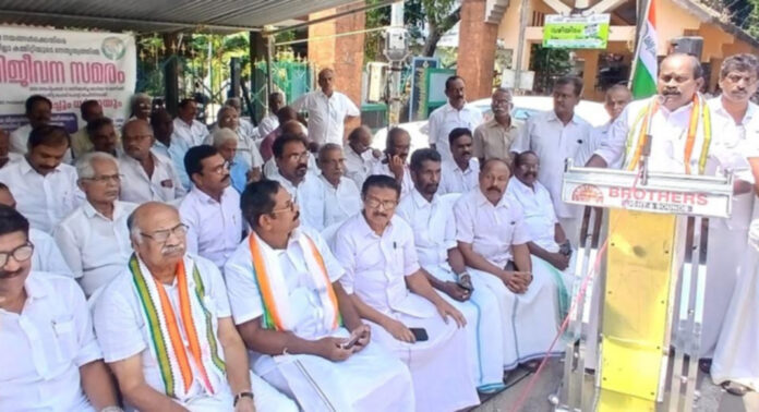 കേന്ദ്ര സര്ക്കാരിന്റെ കര്ഷകദ്രോഹ നടപടികള് അവസാനിപ്പിക്കണം : പ്രൊഫ.സതീഷ് കൊച്ചുപറമ്പില് കേന്ദ്ര സര്ക്കാരിന്റെ കര്ഷകദ്രോഹ നടപടികള് അവസാനിപ്പിക്കണം : പ്രൊഫ.സതീഷ് കൊച്ചുപറമ്പില്
