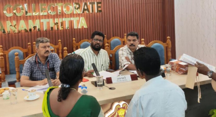 പട്ടികജാതി പട്ടികഗോത്രവര്ഗ കമ്മീഷന് ജില്ലയില് അദാലത്ത് നടത്തി പട്ടികജാതി പട്ടികഗോത്രവര്ഗ കമ്മീഷന് ജില്ലയില് അദാലത്ത് നടത്തി