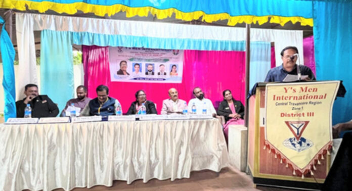 വൈസ് മെൻ ഇന്റർനാഷണൽ സെൻട്രൽ ട്രാവൻകൂർ റീജിയൻ ഡിസ്ട്രിക്ട് കൗൺസിൽ യോഗം നടന്നു വൈസ് മെൻ ഇന്റർനാഷണൽ സെൻട്രൽ ട്രാവൻകൂർ റീജിയൻ ഡിസ്ട്രിക്ട് കൗൺസിൽ യോഗം നടന്നു